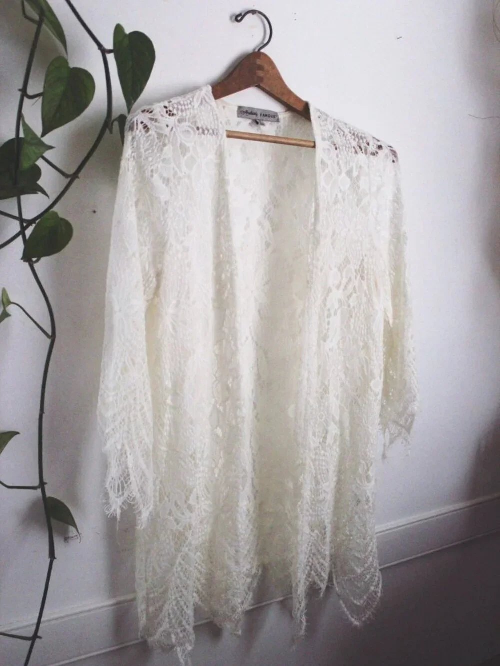 White Lace Kimono Cardigan Open-Front Small Boho Fairy Absolutely Famous - Picture 7 of 8